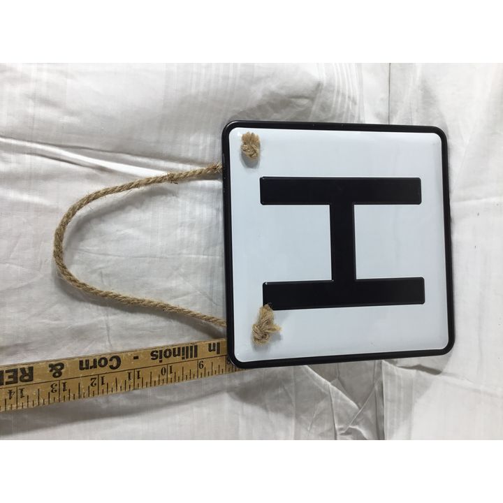 Metal Monogram Sign "H" 8" x 8"