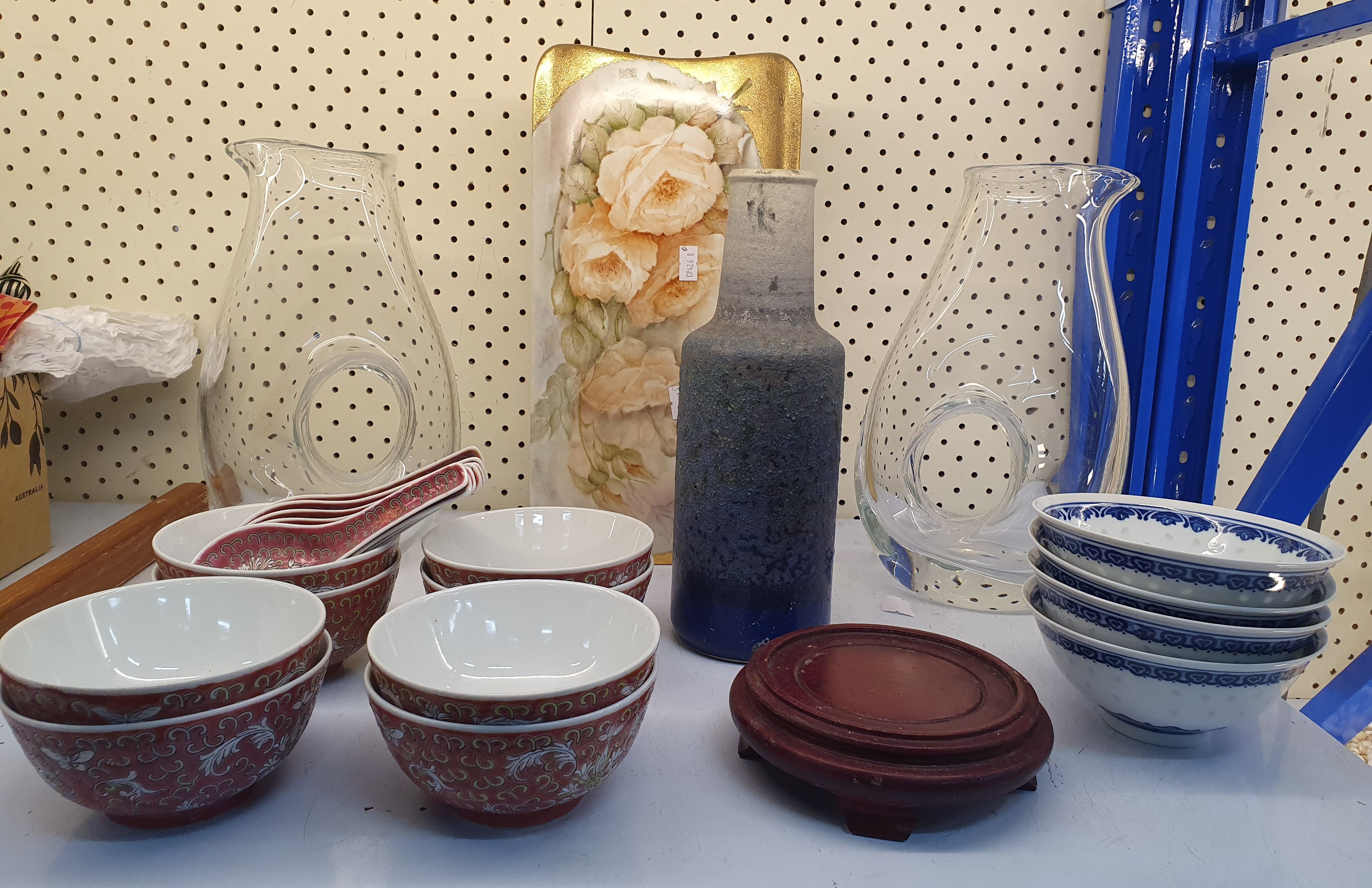 69 · A GROUP OF VARIOUS ITEMS