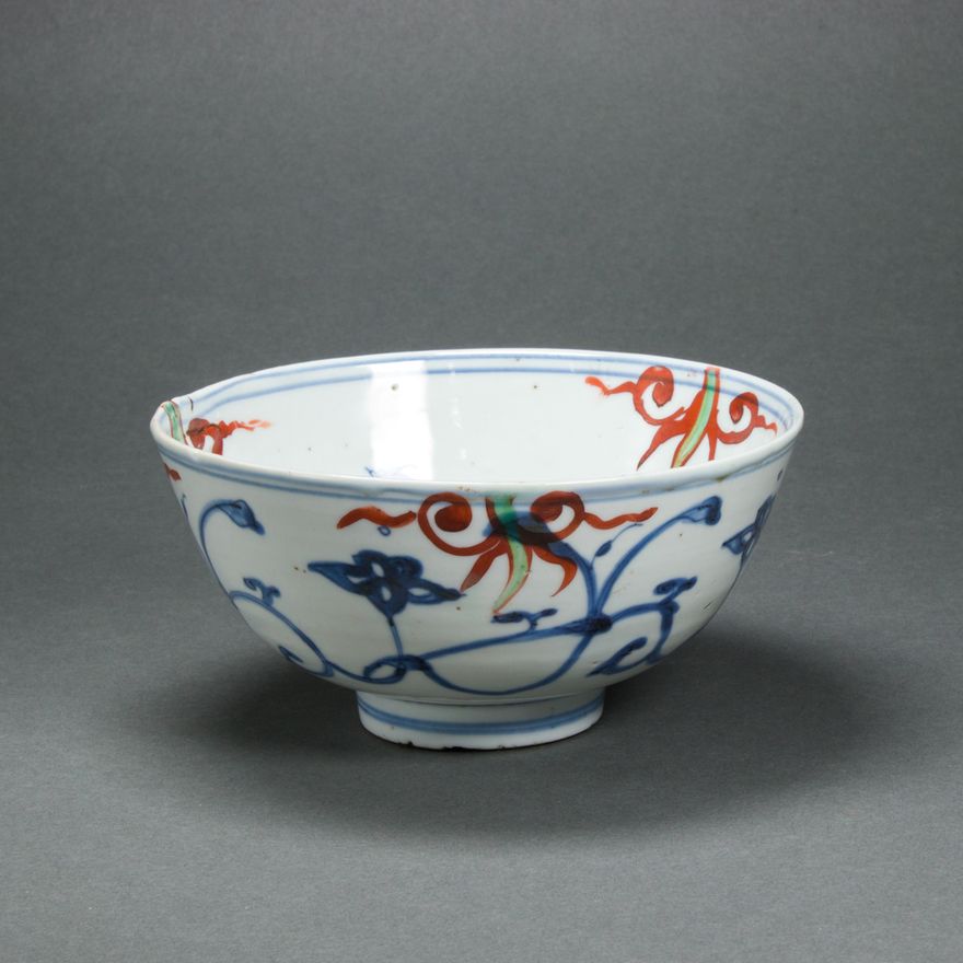 Chinese underglaze blue bowl
