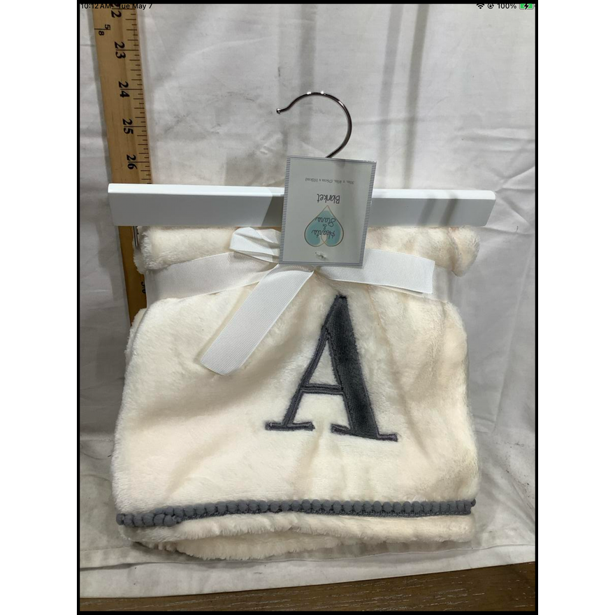 Hearts & Stars Baby Blanket 30"x40" Cream & Grey (A)