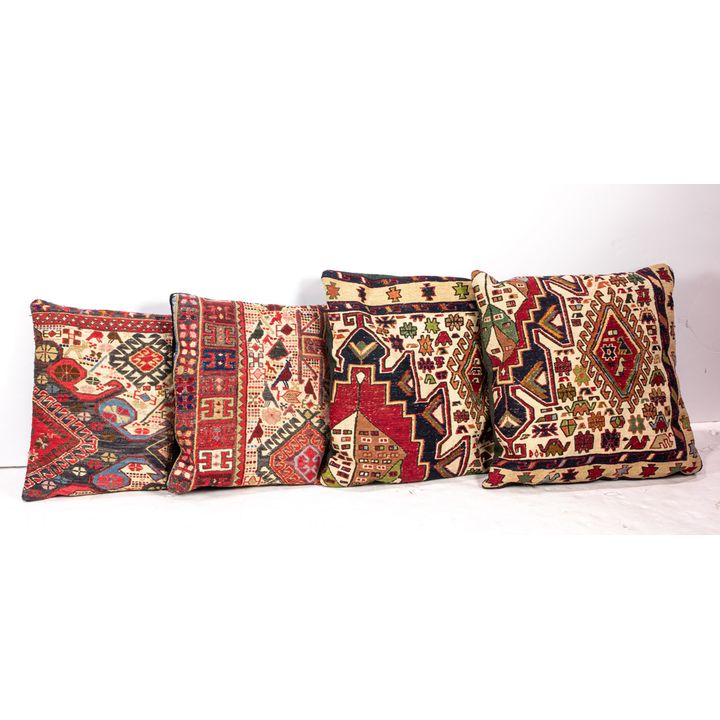 (lot of 4) Throw pillows with Kilim fronts