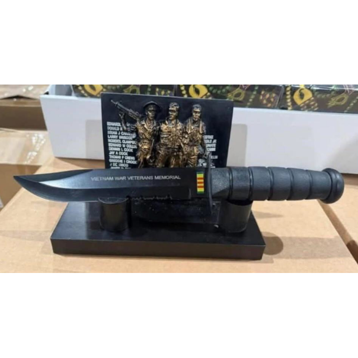 Vietnam War Memorial Dagger & Plaque