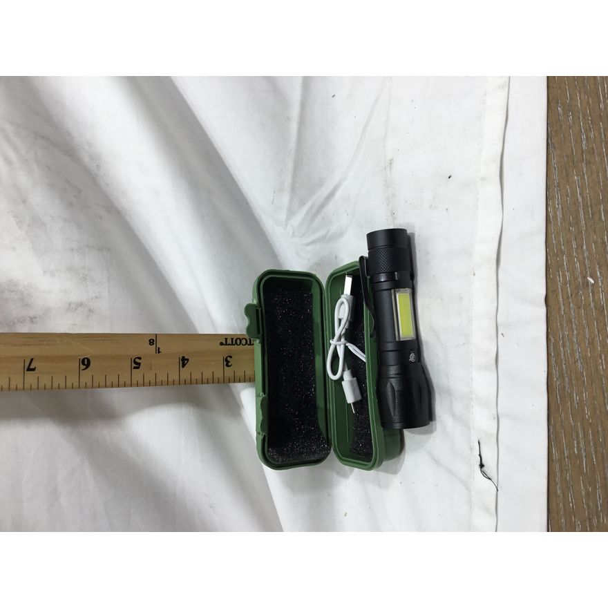 Rechargeable USB Flashlight