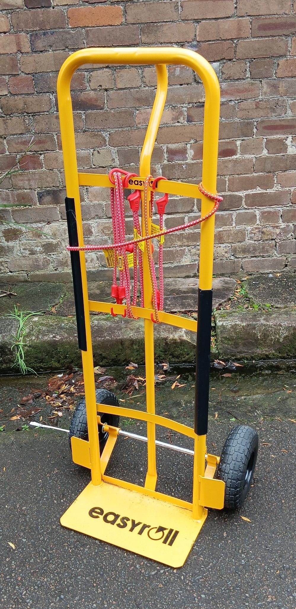 1057 · A FURNITURE TROLLEY