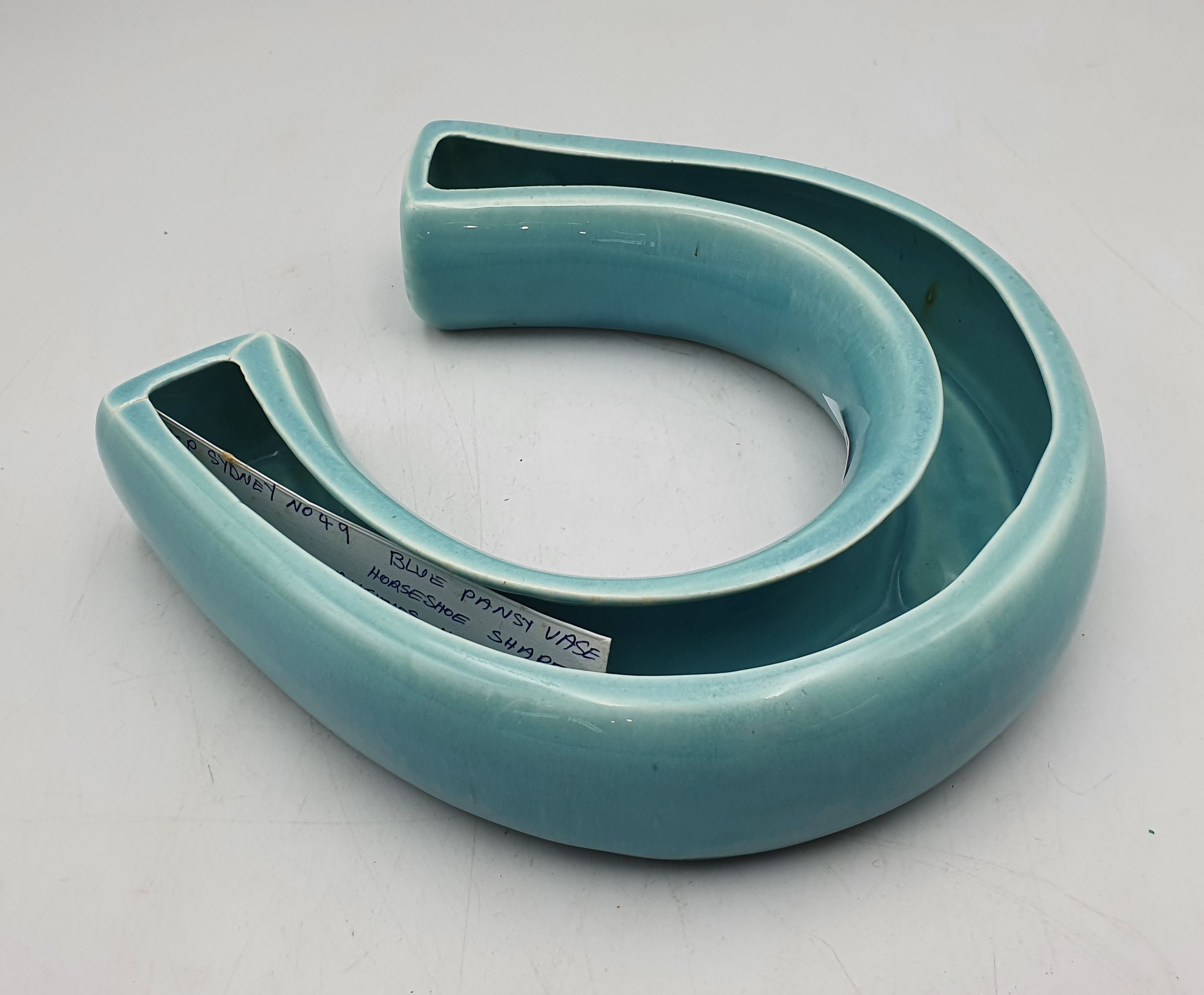 112 · AN MCP HORSE SHOE TROUGH VASE