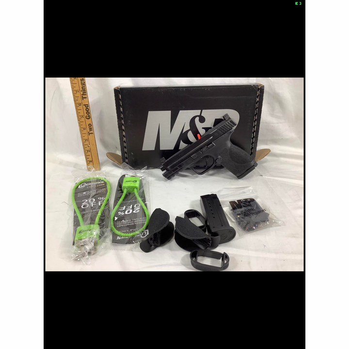 Smith & Wesson M&P9 M2.0 Compact 9mm w/ Red Dot Scope Mounting Bracket 4'' Barrel