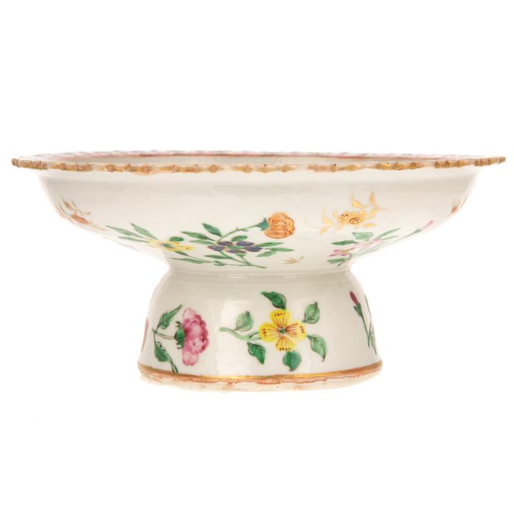 A Chinese Export Famille Rose Pedestal Bowl