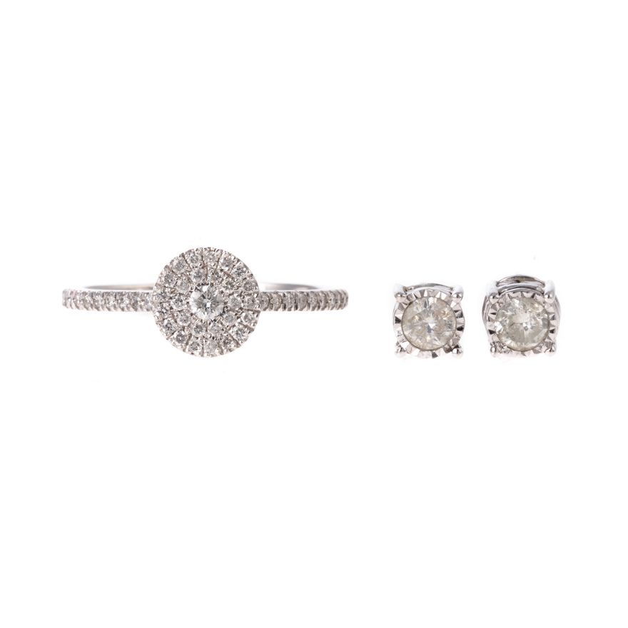 A Pair of Diamond Studs & Ring in 14K