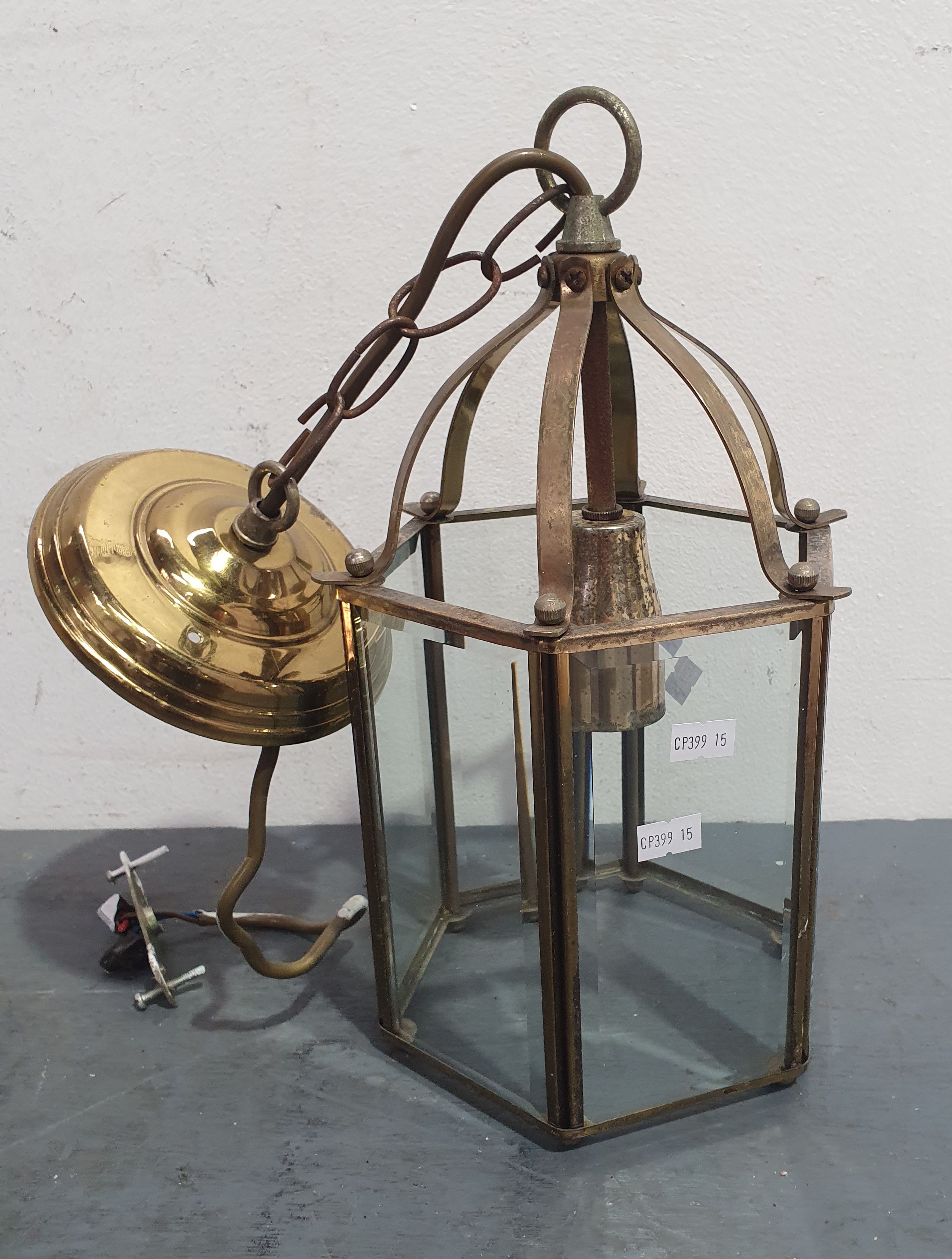 1250 · A BRASS HANGING LIGHT