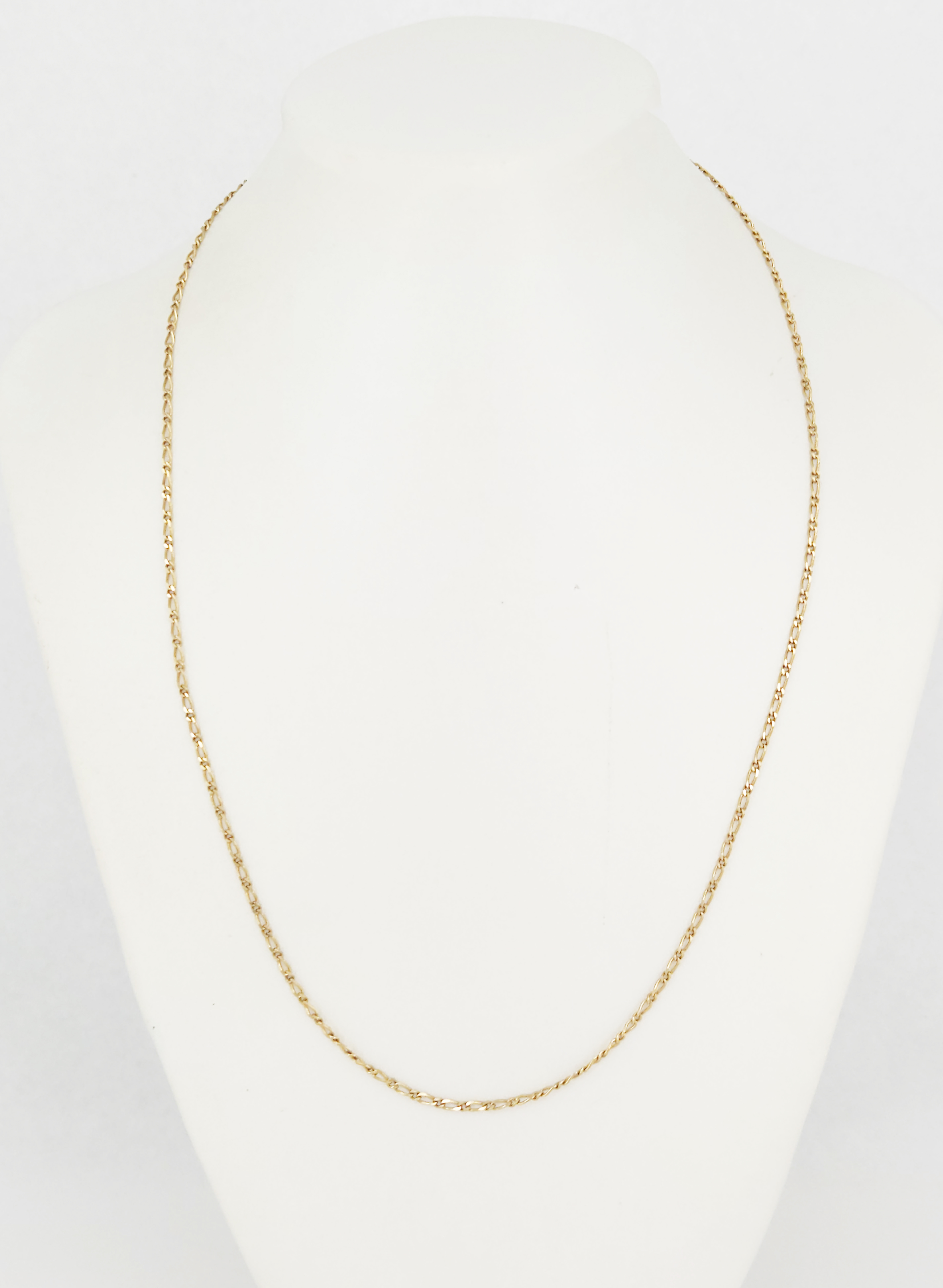 A 9ct Gold Neckchain