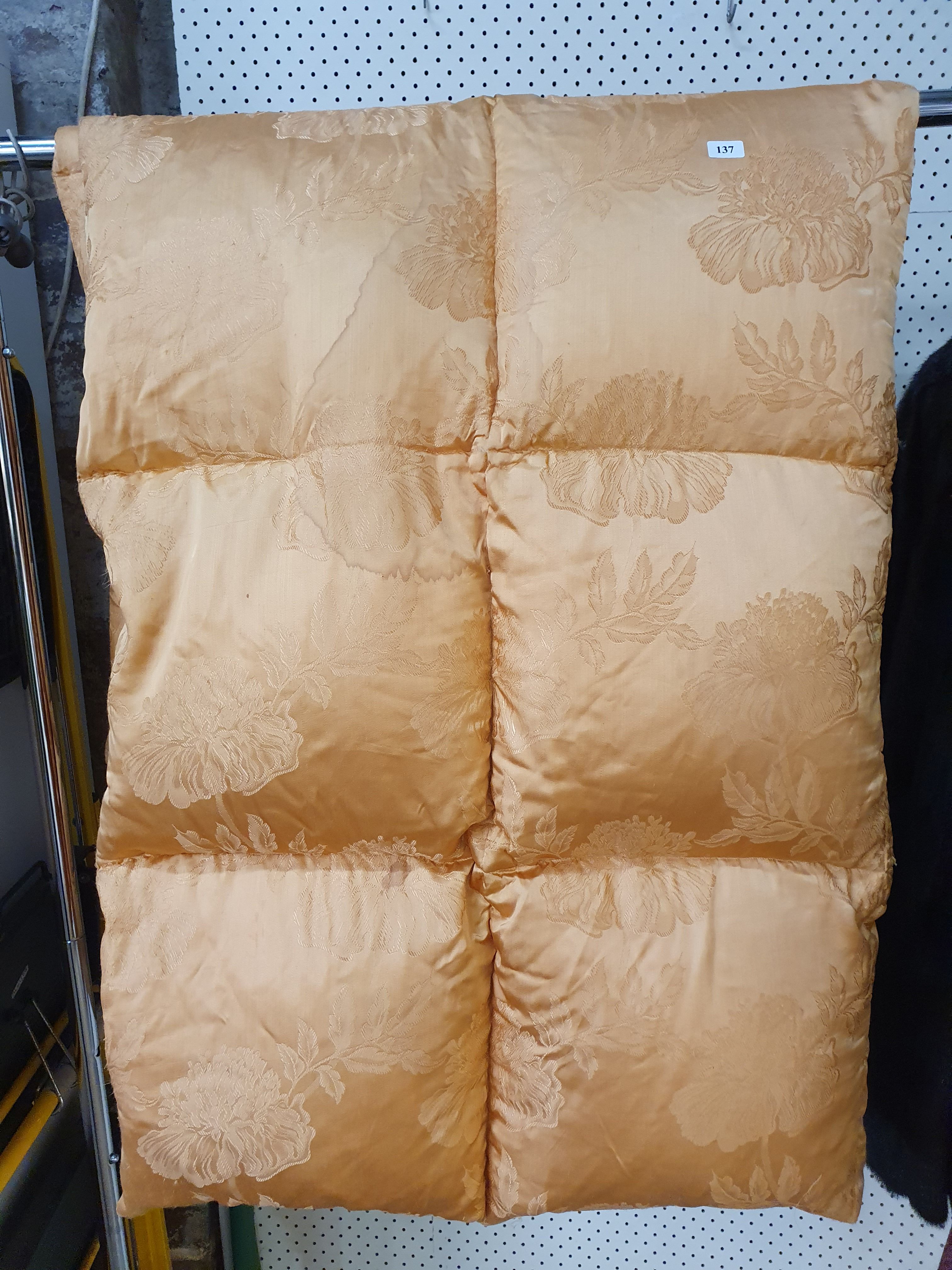 137 · A VINTAGE SINGLE BED COVERLET