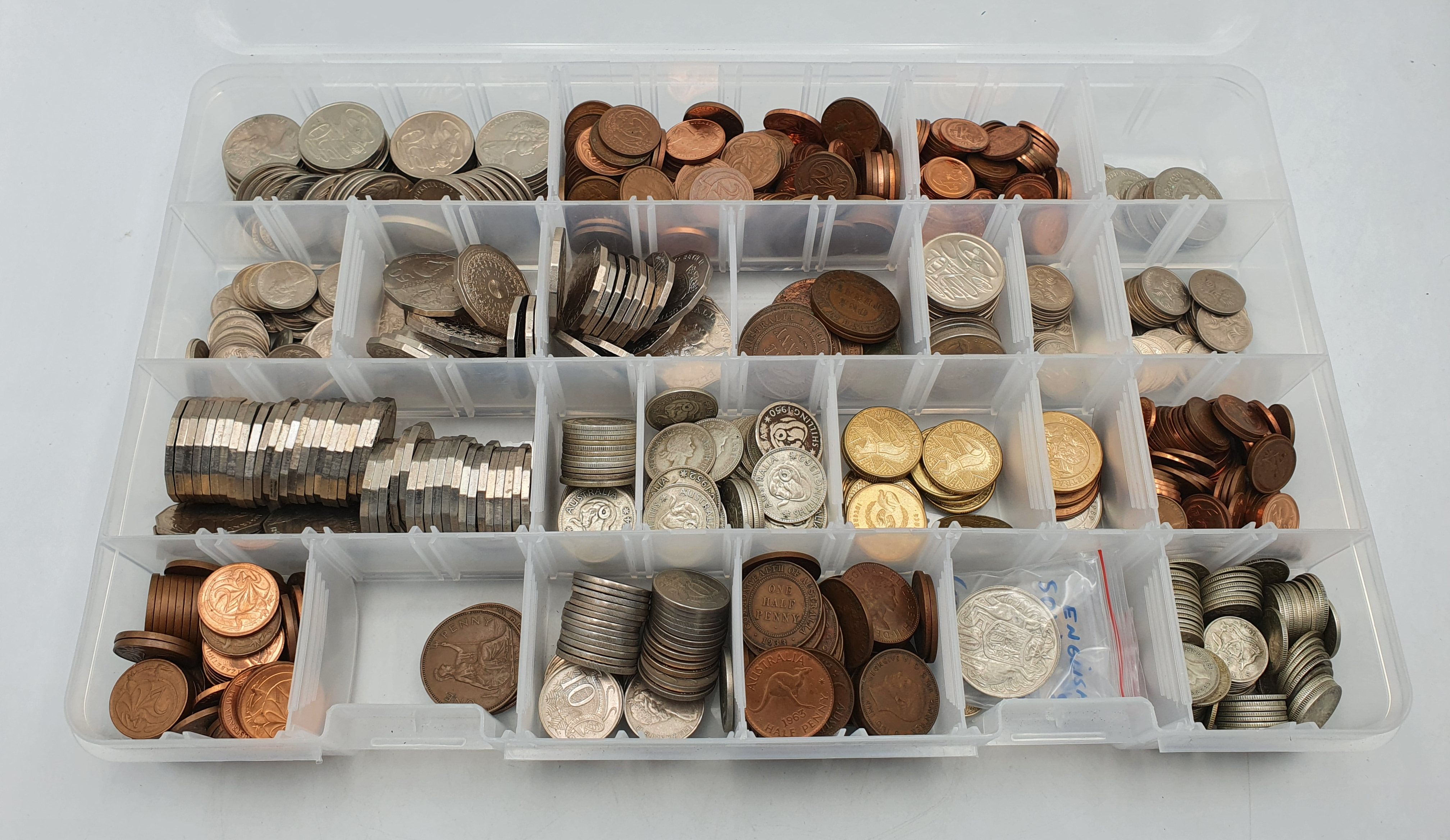A COLLECTION OF AUSTRALIAN COINS