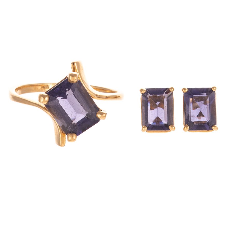 A Tanzanite Bypass Ring & Earrings in 14K