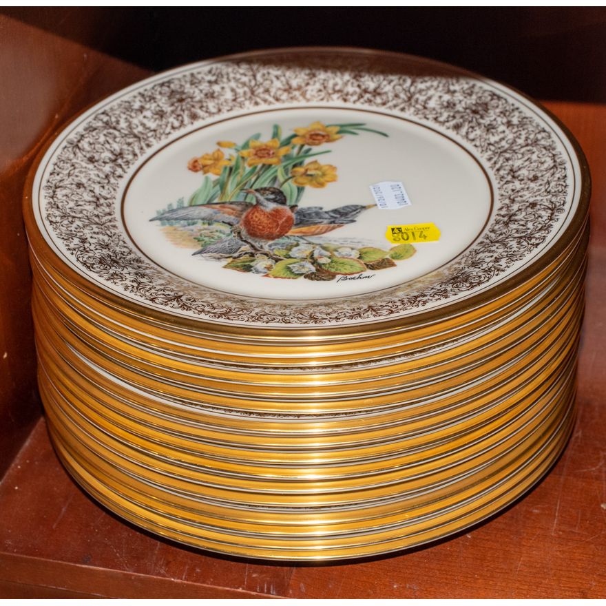 16 Lenox Boehm Bird Collectors' Plates