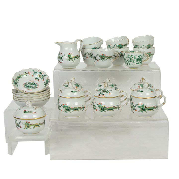 A group of Meissen porcelain in the green Dragon patterns