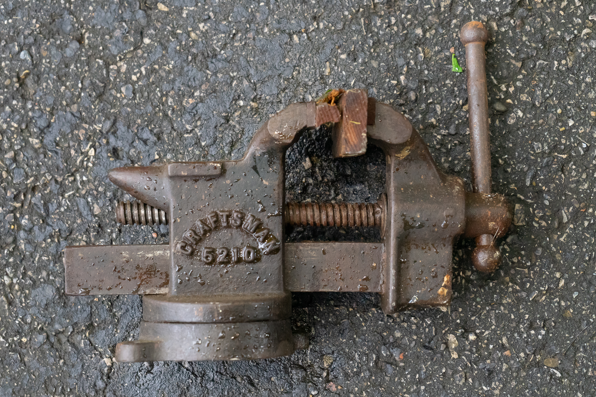 Craftsman 5210 Tabletop Vise Harritt Group, Inc