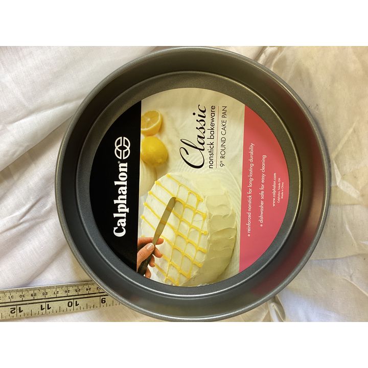 Calphalon Classic Nonstick Bakeware 9'' Round Cake Pan