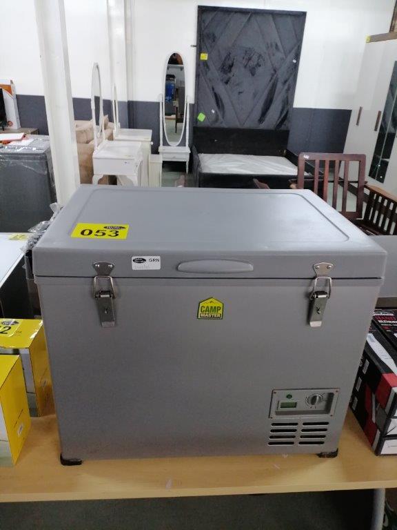 53 - 1 X CAMP MASTER PORTABLE FRIDGE FREEZER 220v - DC12/24v ...