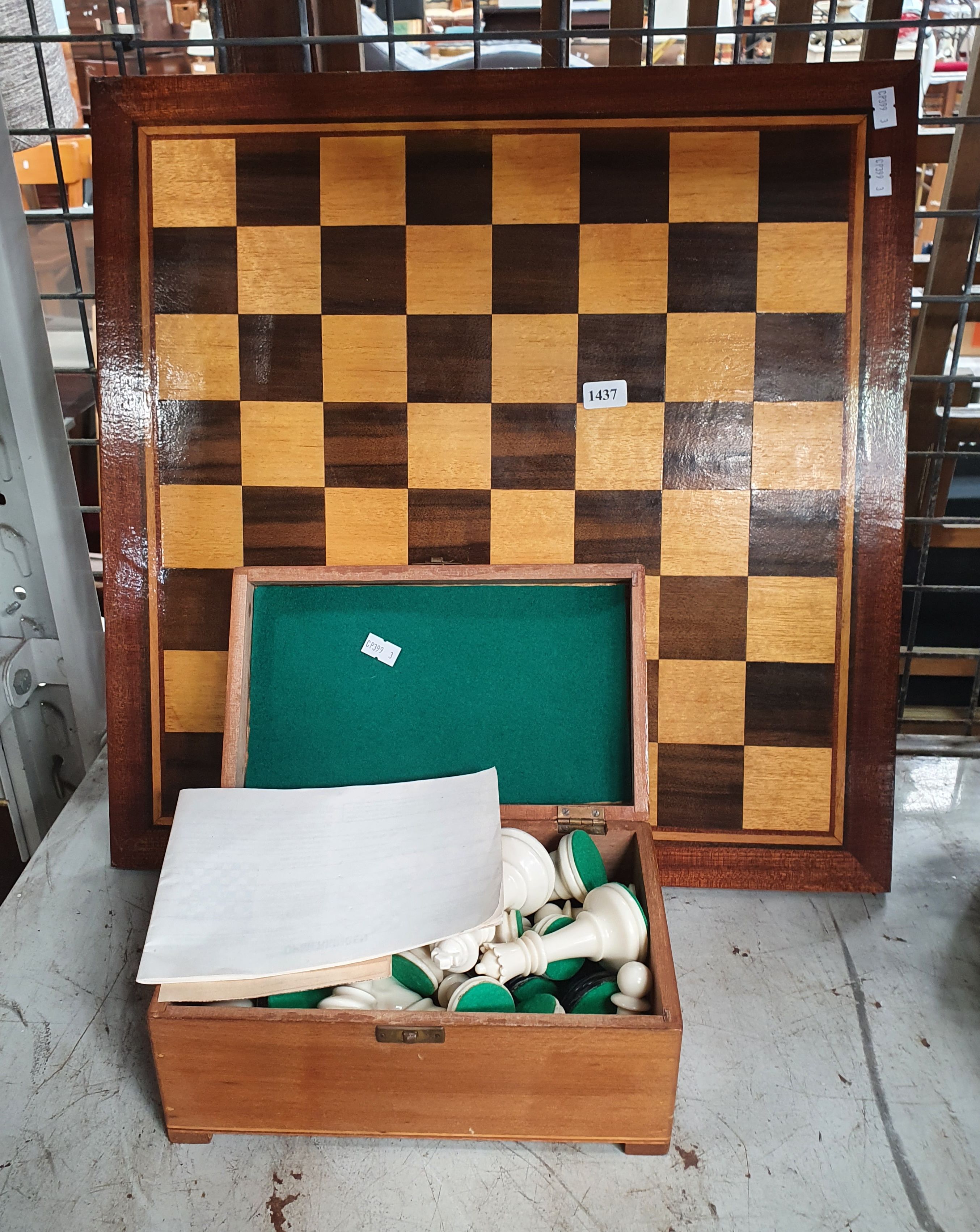 A COMPLETE CHESS SET