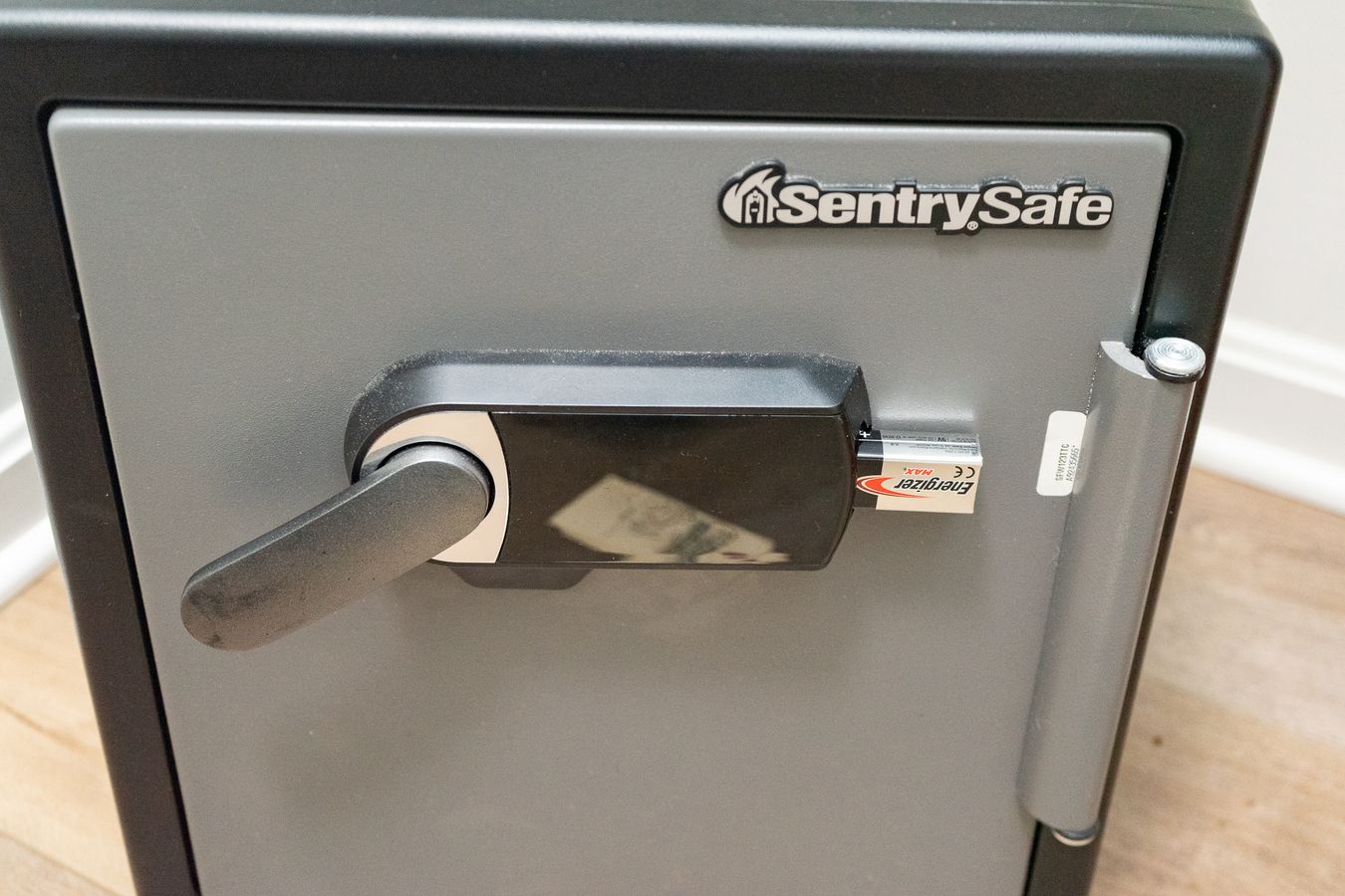 Sentry R3910 Safe Sentry Safe Digital Safe | Harritt Group, Inc
