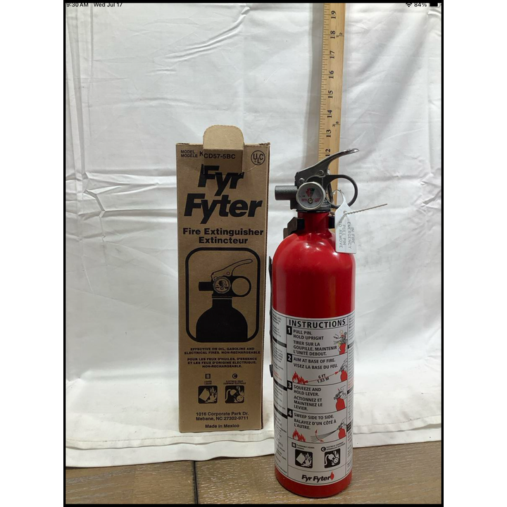 Fyr Fyter Fire Extingusher Model KCD57-5BC