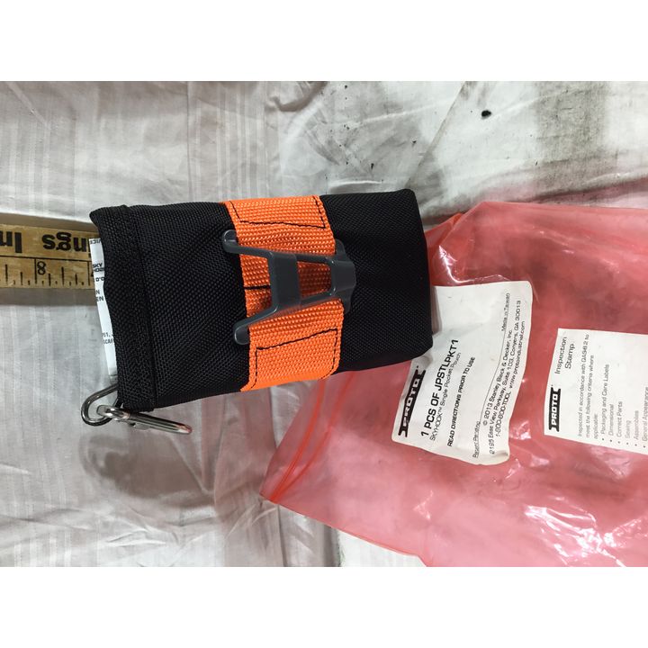 Proto Skyhook Single Pocket Pouch
