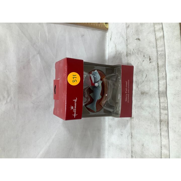 Hallmark Merry Fish-Mas Christmas Tree Ornament