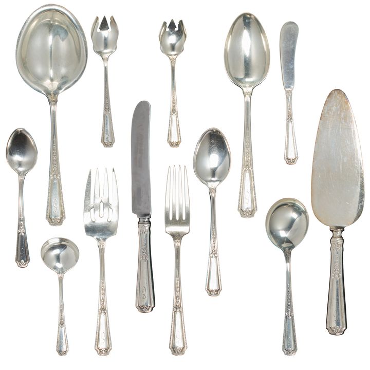 A large Towle Louis XIV sterling flatware service