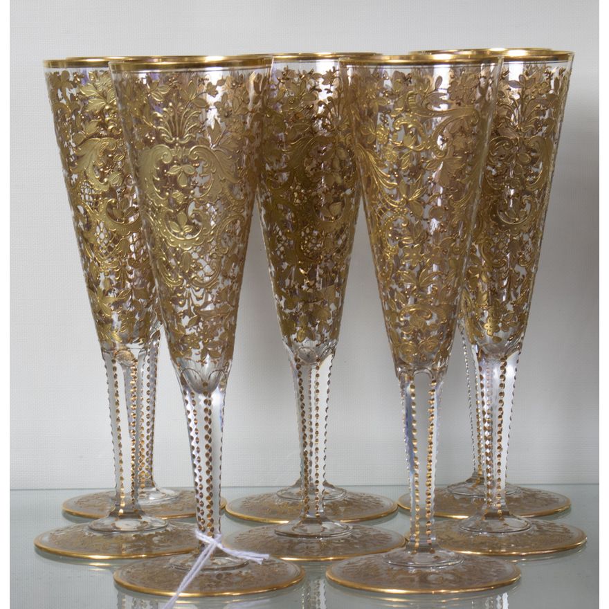(Lot of 8) European gilt decorated flutes 7