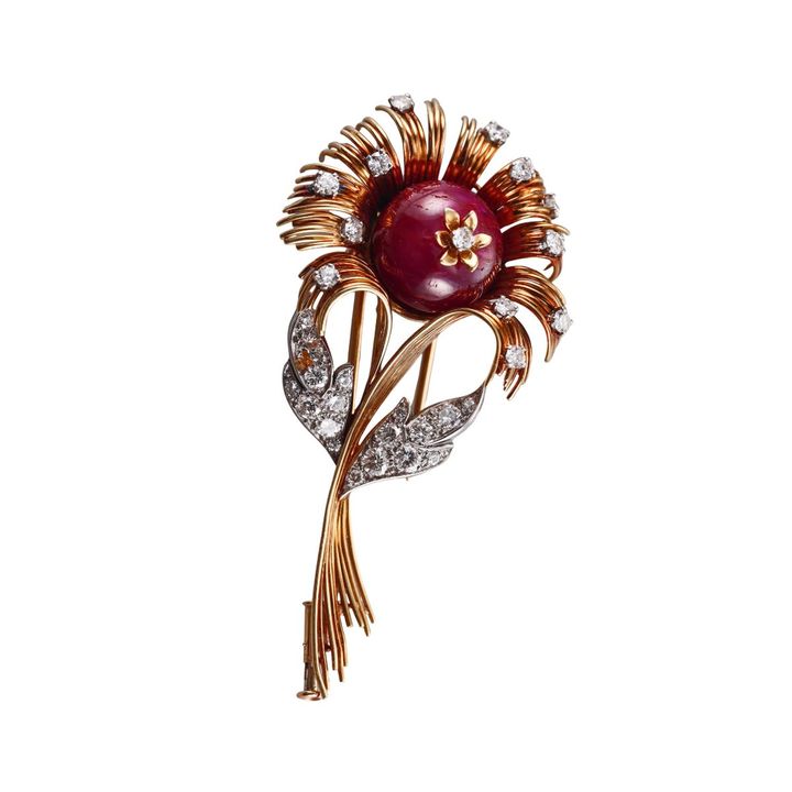 1960s 18k Gold Star Ruby Diamond Flower Brooch Pin