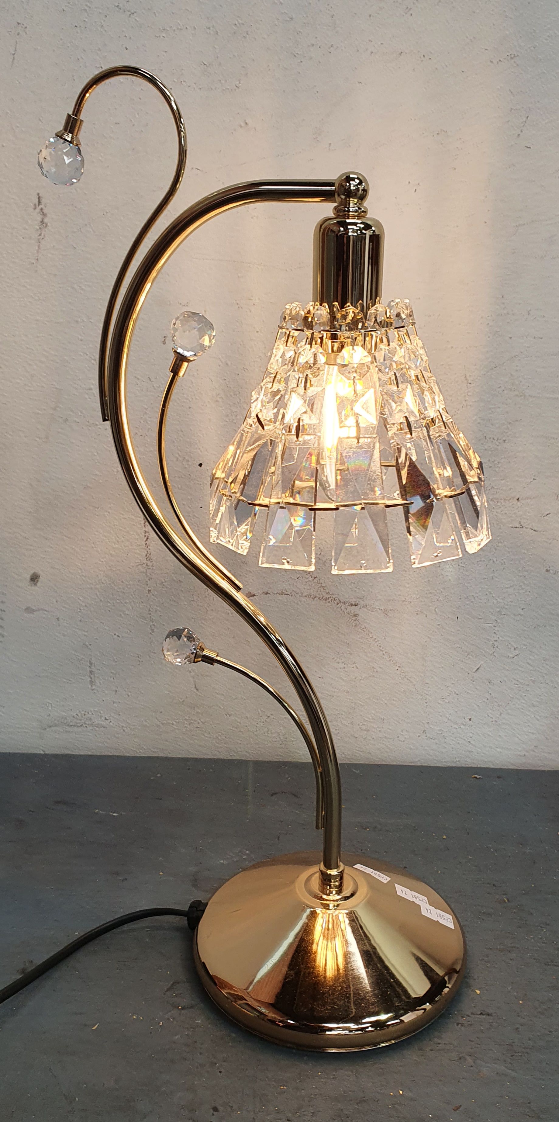 1214 · A DECORATIVE DESK LAMP