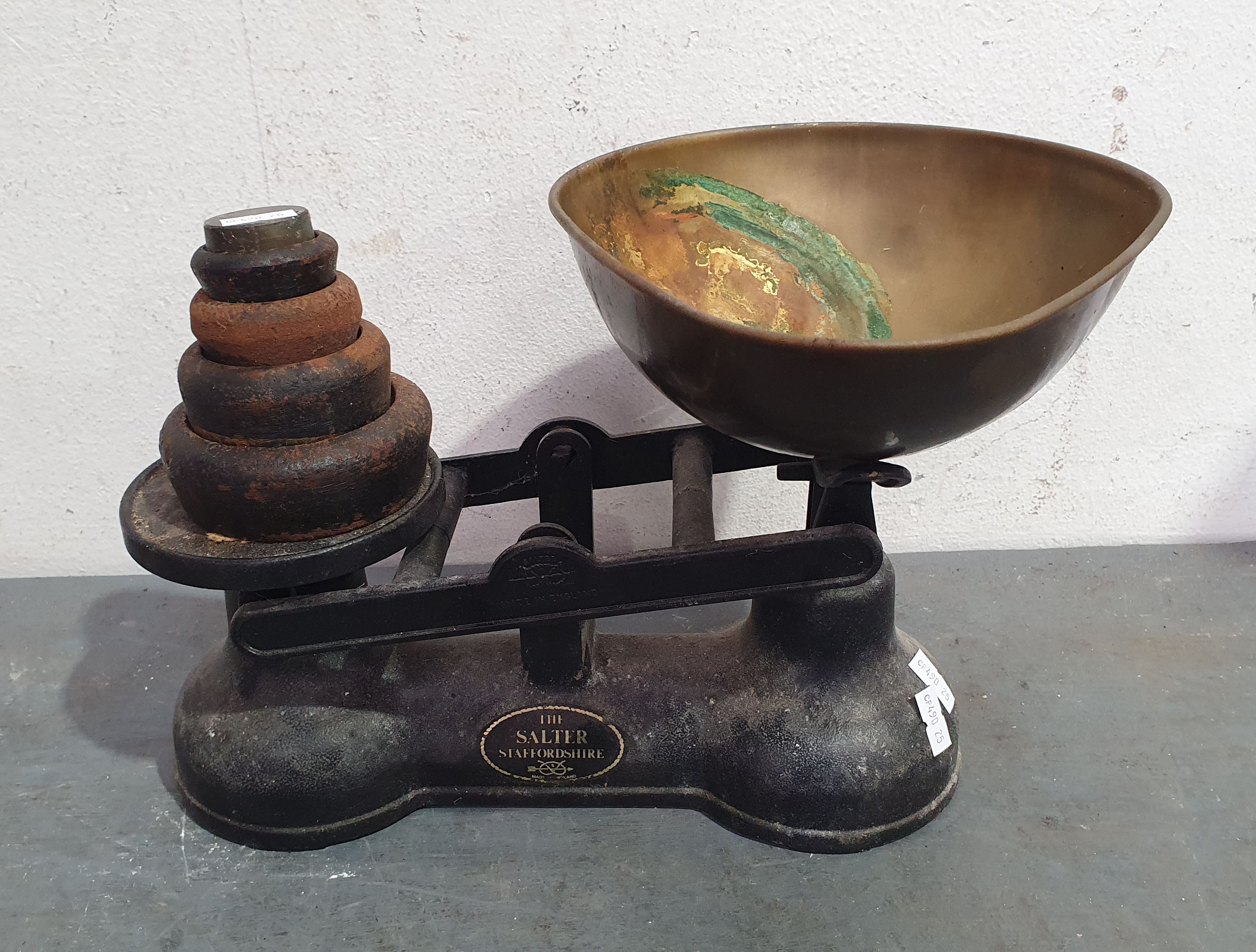 A SET OF VINTAGE SCALES