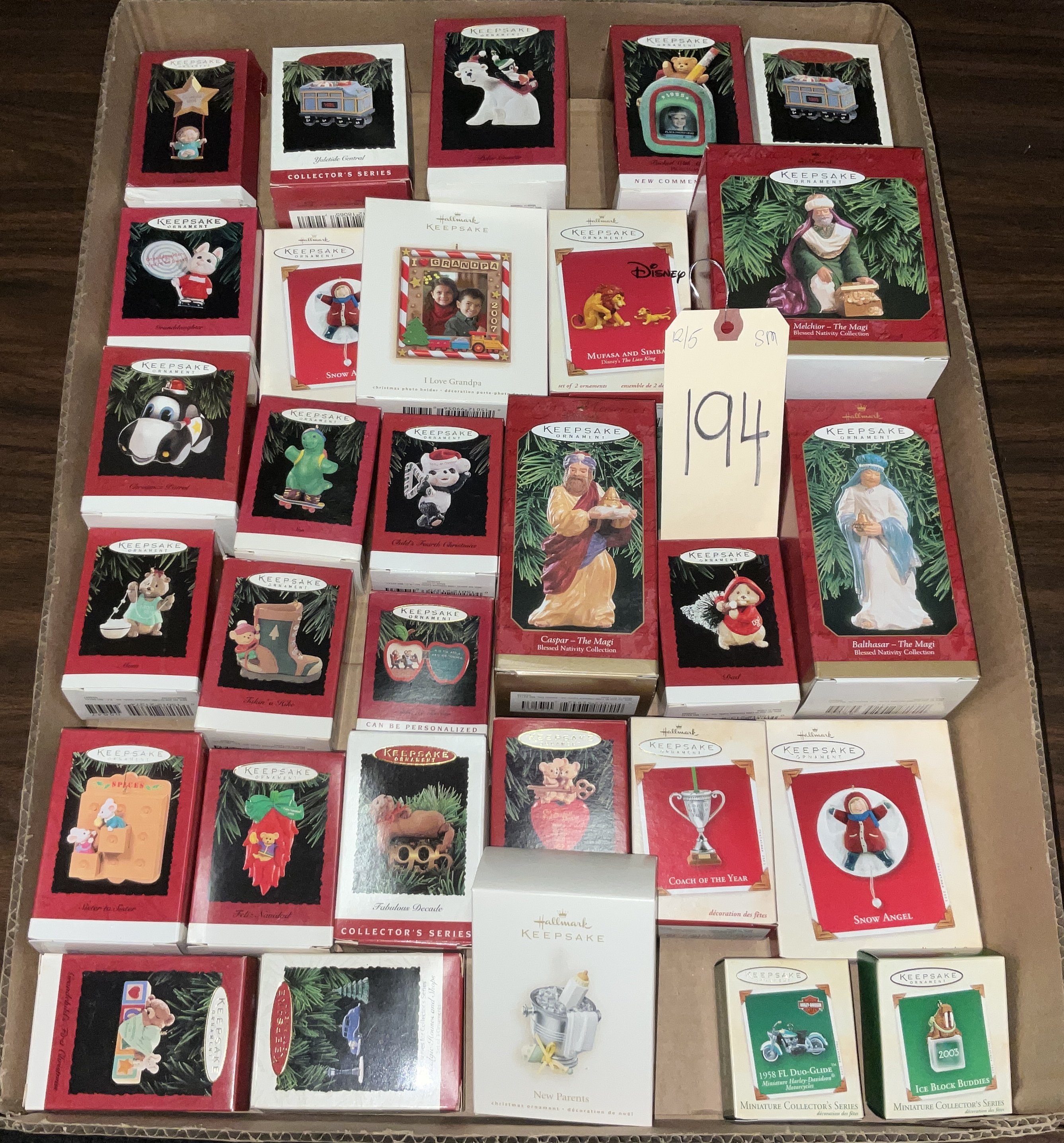 HALLMARK KEEPSAKE ORNAMENTS Teel Auctions