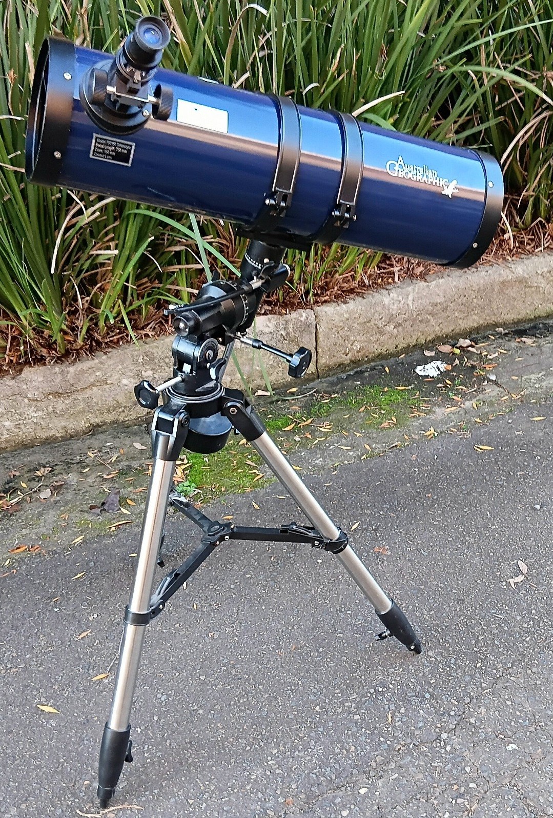 1231 · A NATIONAL GEOGRAPHIC TELESCOPE