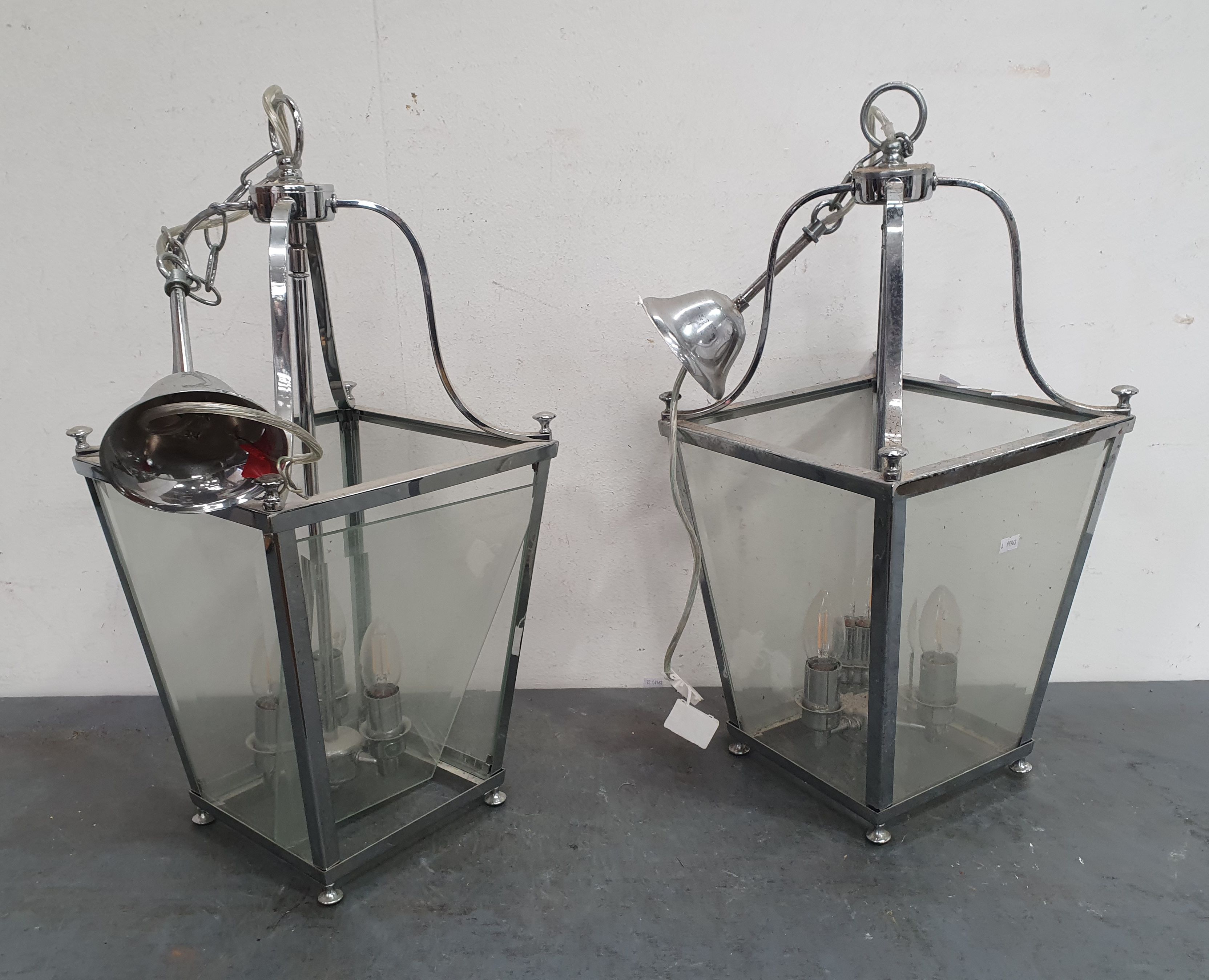 1103 · A PAIR OF STEEL FLOWER POTS