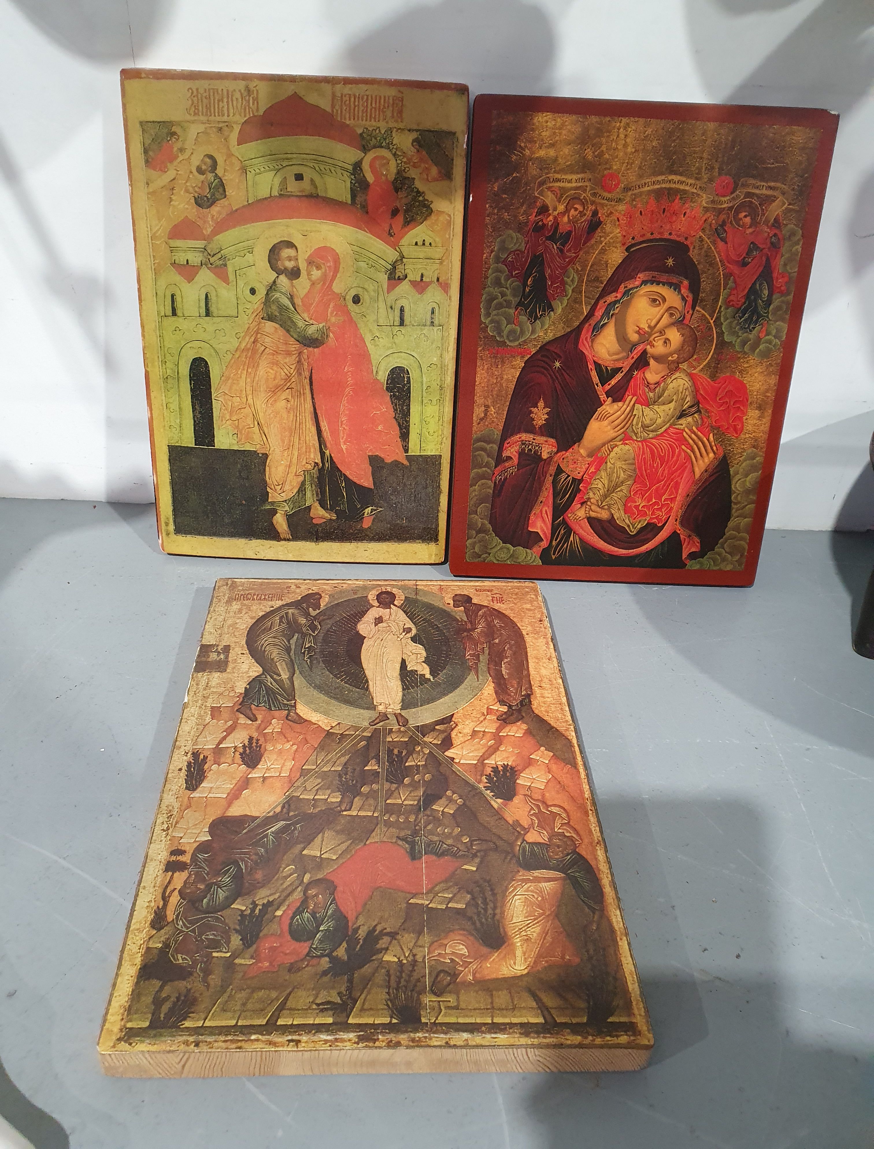 146 · THREE VARIOUS WOODEN ORTHODOX ICONS