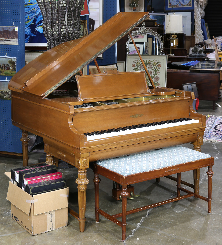 chickering piano baby grand