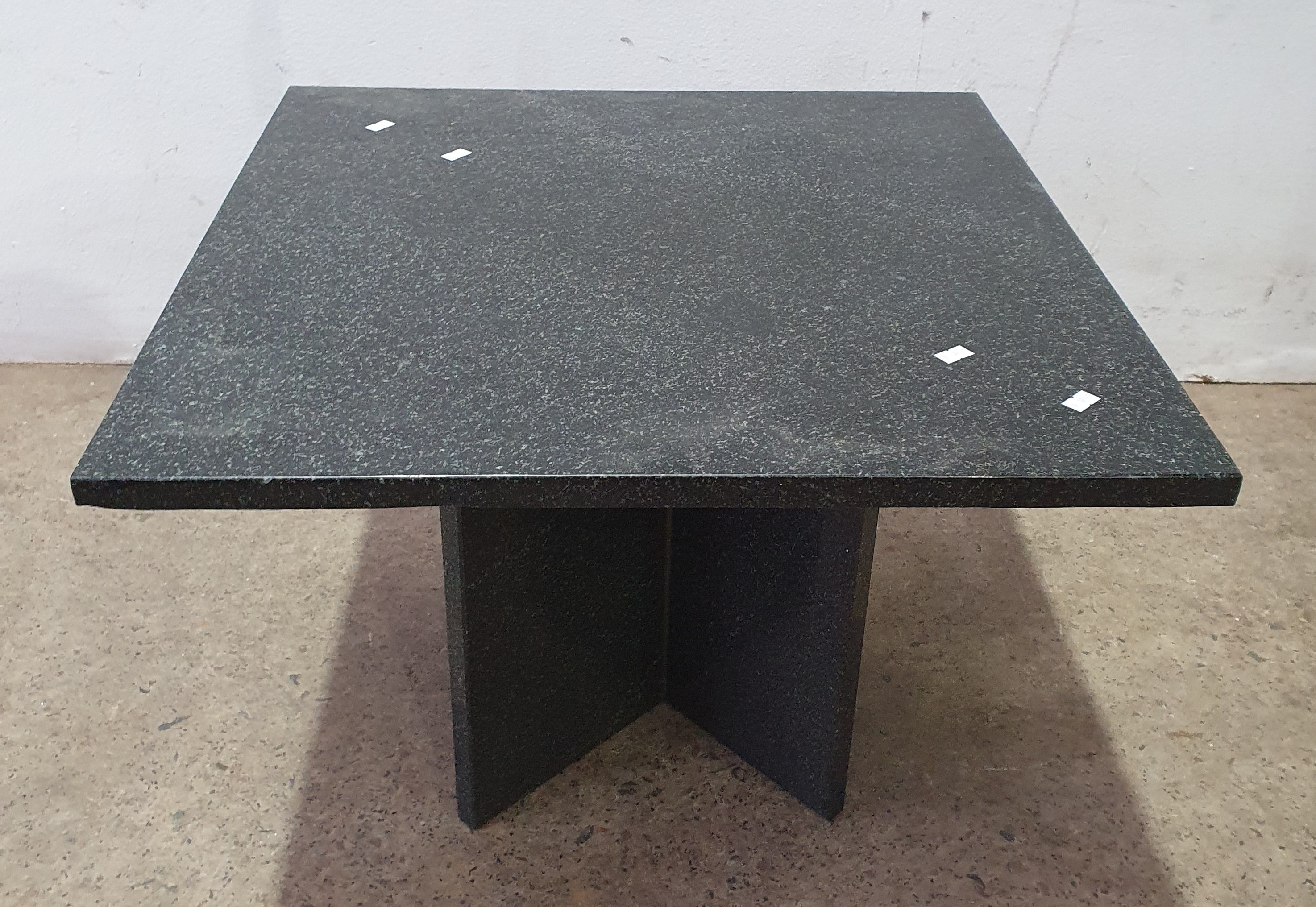 1096 · A MARBLE TOP SIDE TABLE