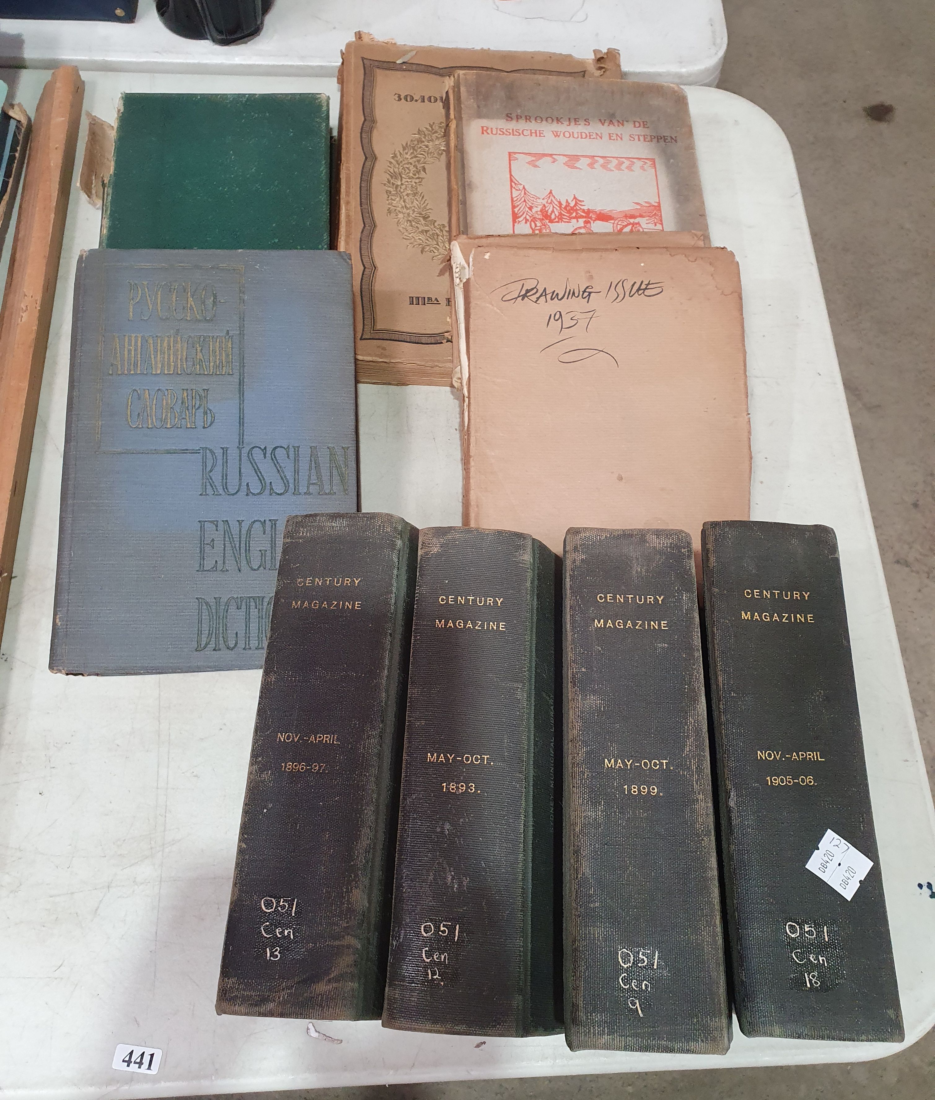 441 · A GROUP OF 19th and 20th CENTURY BOOKS