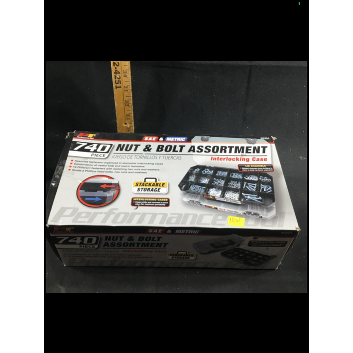 Performance Tool 740pc Nut & Bolt Assortment w/ Interlocking Case