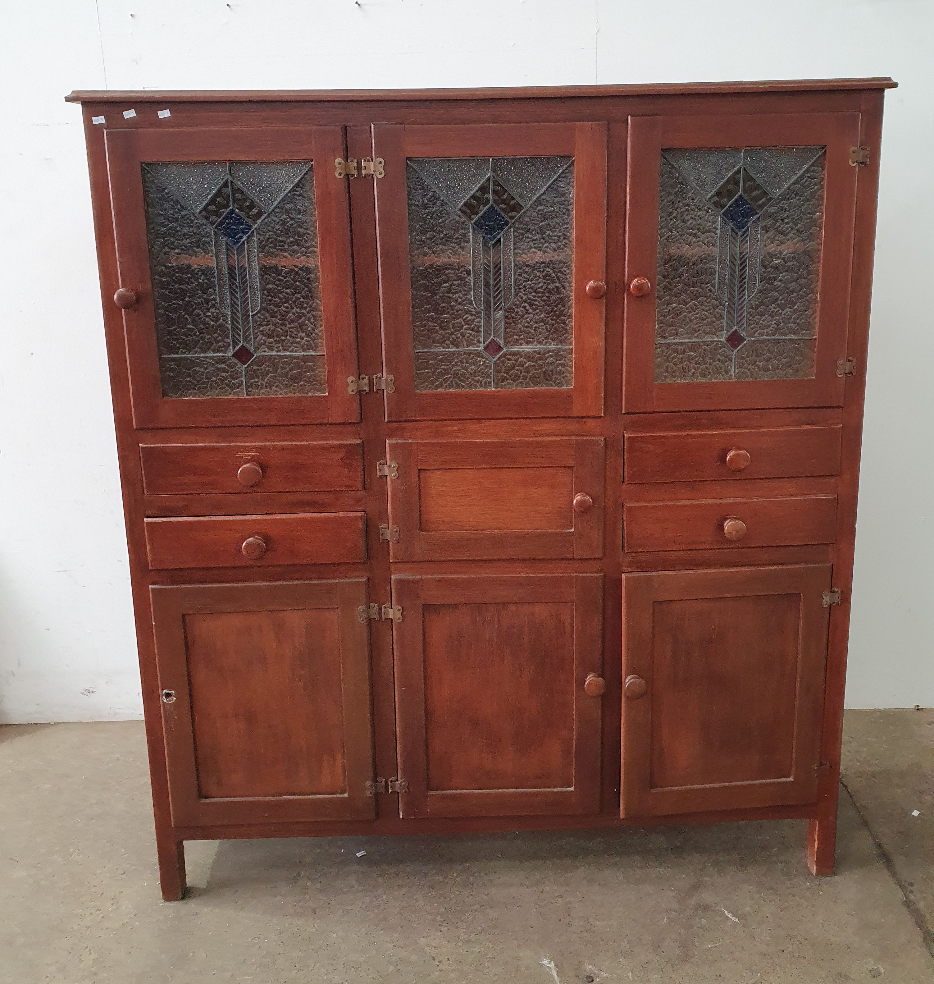 2005 · A TASMANIAN OAK KITCHEN CABINET