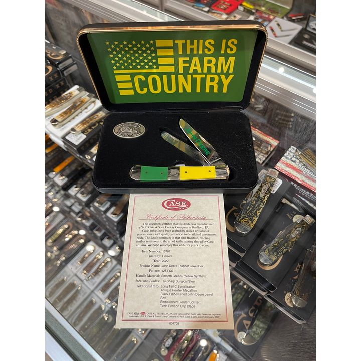 15787 - John Deere Green/Yellow Synthetic Smooth Trapper, SS