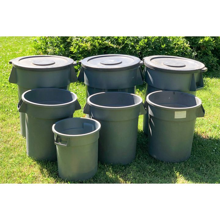 Assortment of Rubbermade Brute Trash Cans