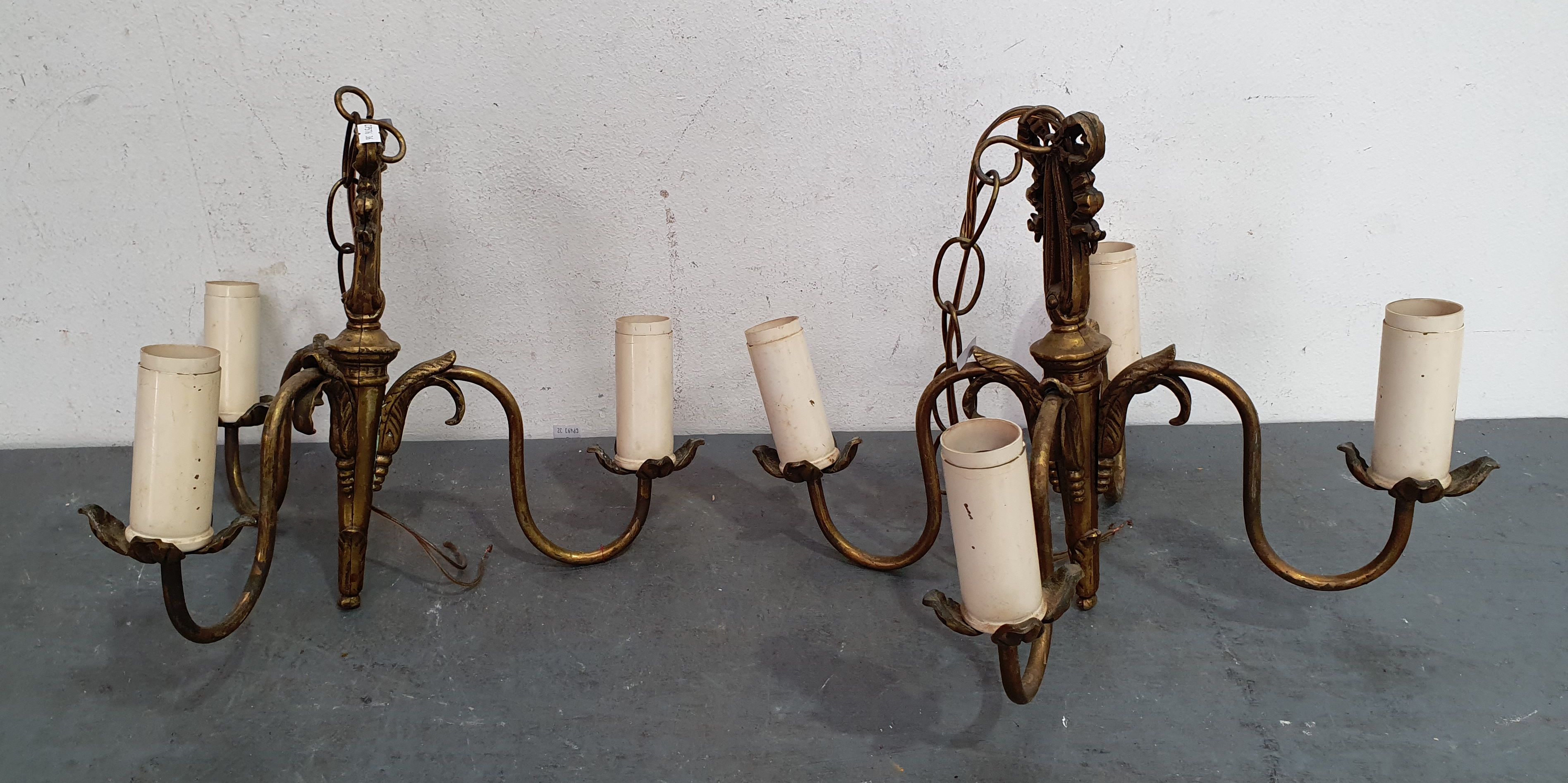 1215 · A PAIR OF CHANDELIERS