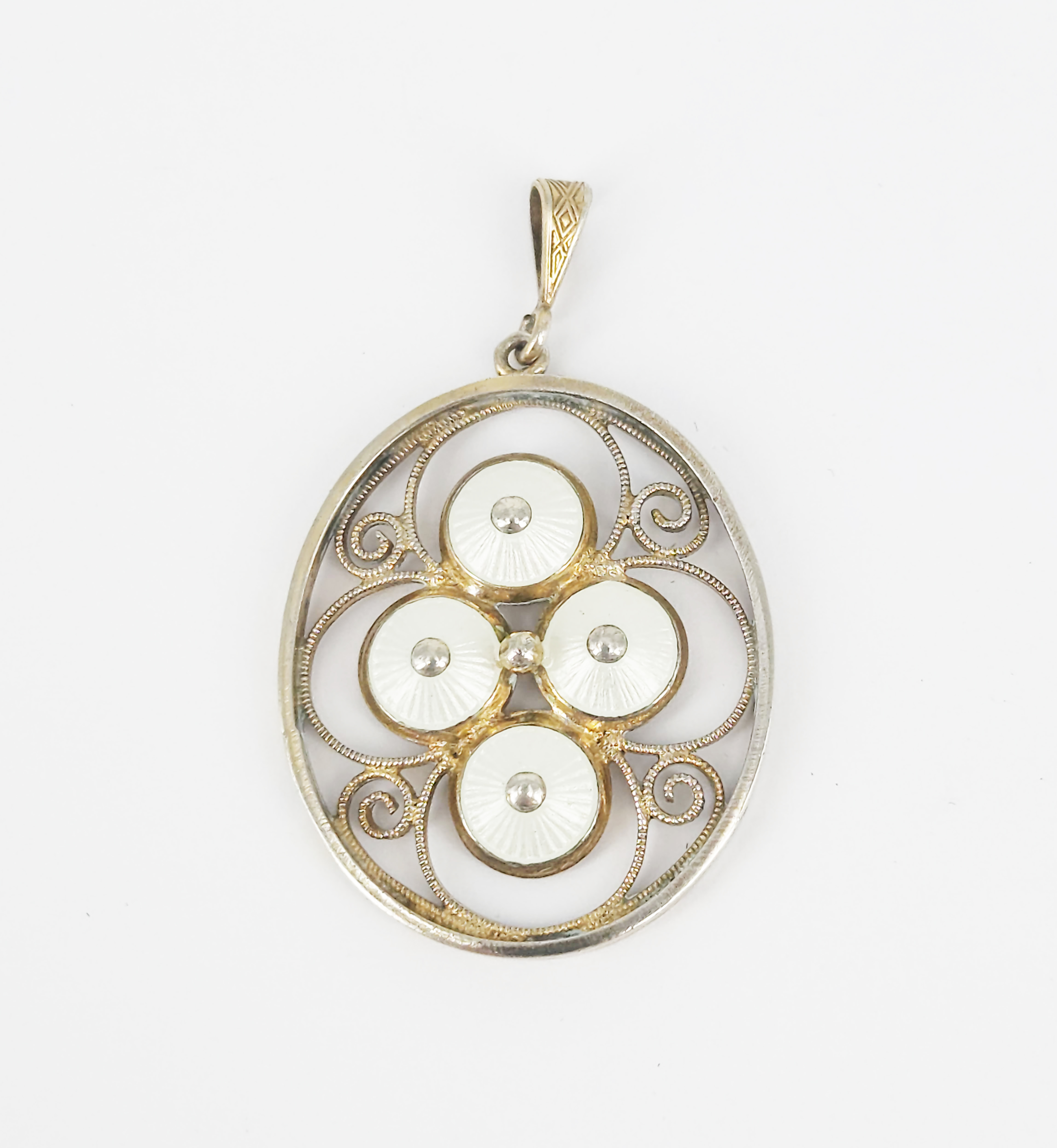 174 · A NORWEGIAN STERLING SILVER GILT GUILLOCHE ENAMEL PENDANT