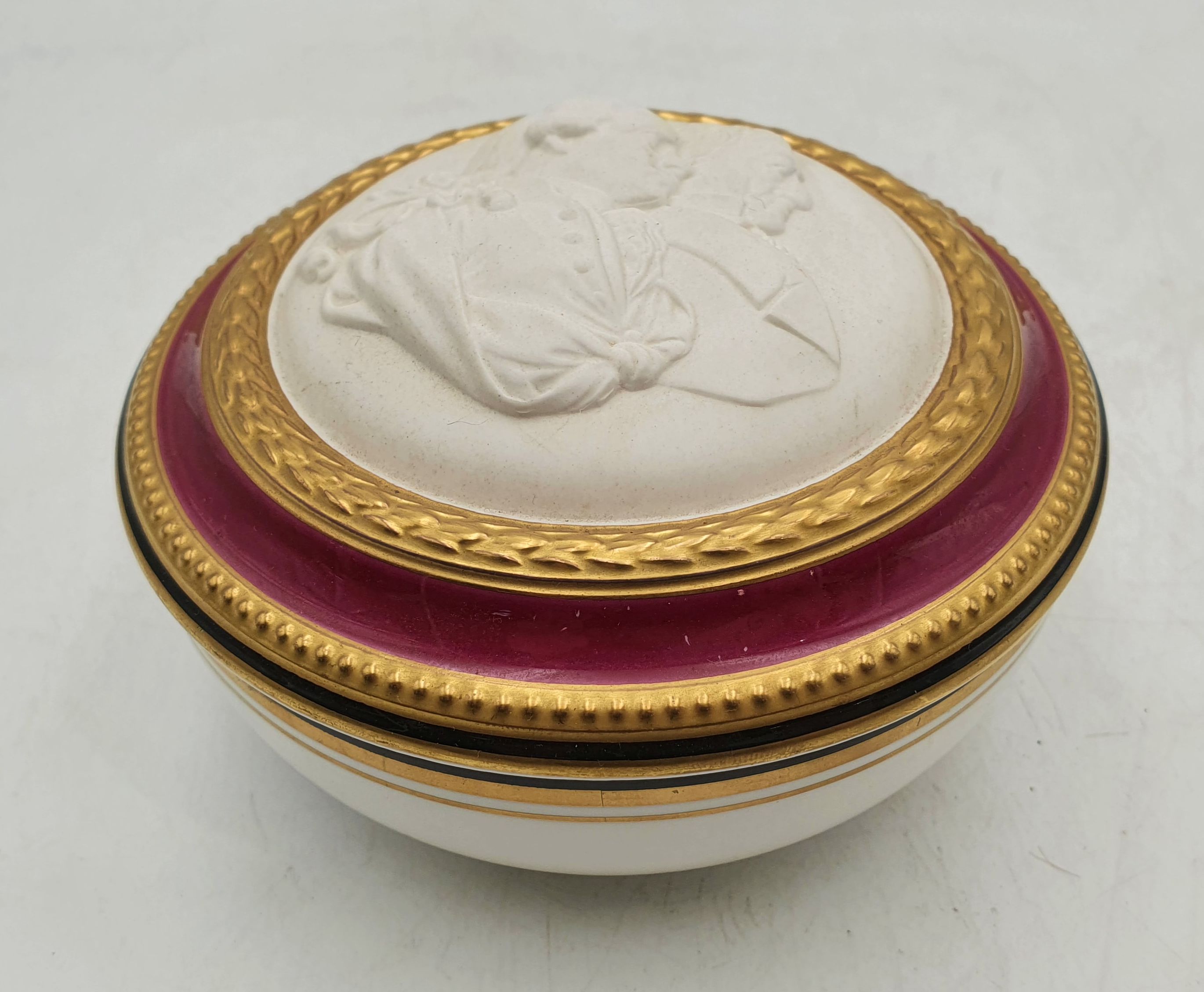 A Villeroy & Boch Limited Edition 250th Anniversary 'Vaudrevange' Lidded Trinket Bowl