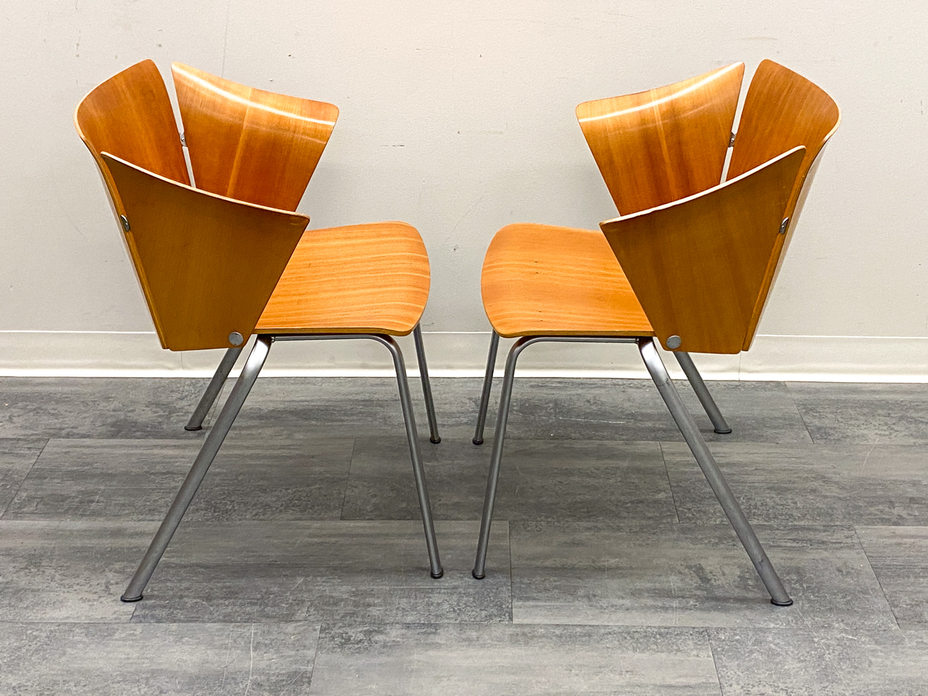 4) VICO MAGISTRETTI FOR FRITZ HANSEN 
