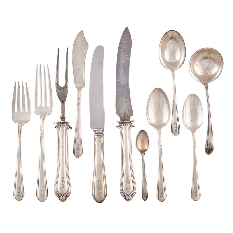 A Towle Lady Diana sterling flatware service, initial "B"