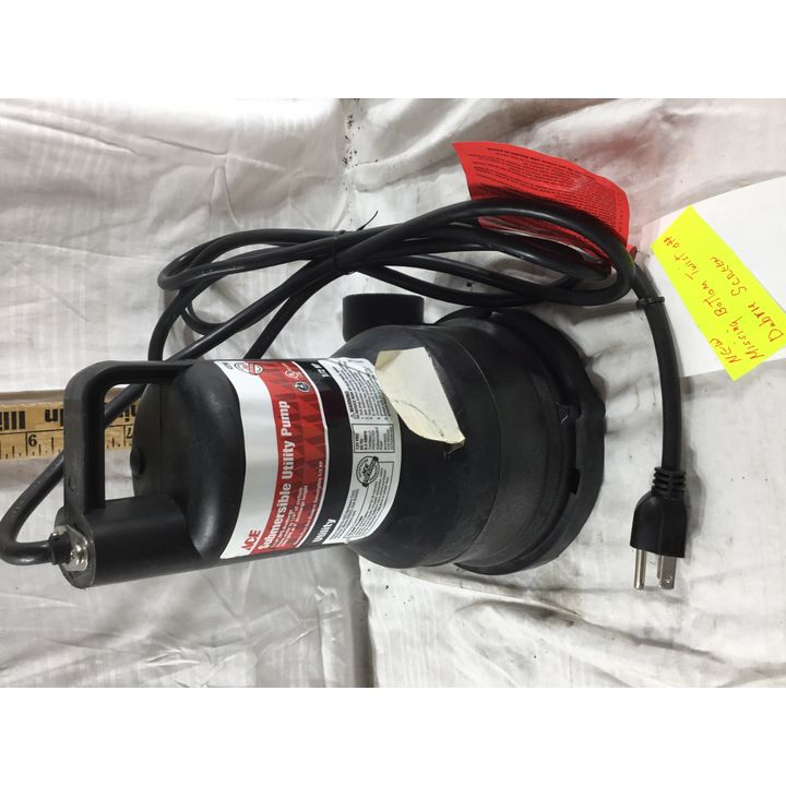 Ace Submersible Utility Pump 1-1/4" NPS Discharge 1/2HP - Missing Bottom Twist Off Debri Screen