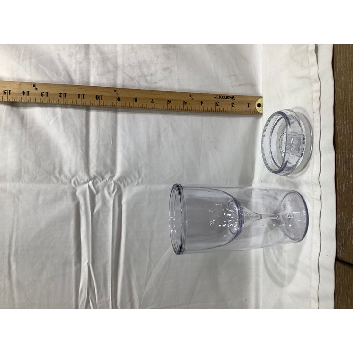 Buying (23) 8oz Crown Products Clear Plastic Tumblr Cup